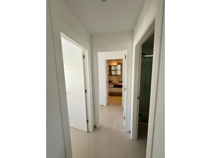 Image No.16-3 Bed Apartment for sale