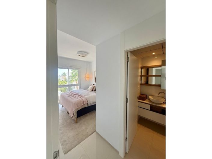 Image No.17-3 Bed Apartment for sale