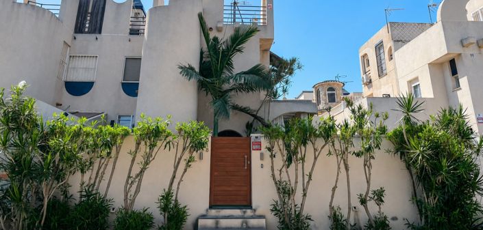 Image No.7-2 Bed Townhouse for sale