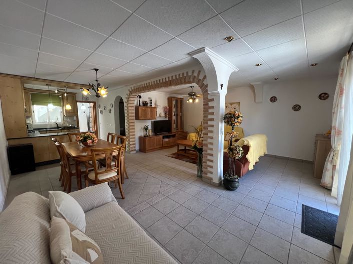 Image No.20-3 Bed House for sale