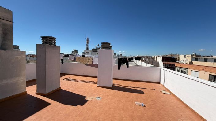 Image No.32-2 Bed Apartment for sale