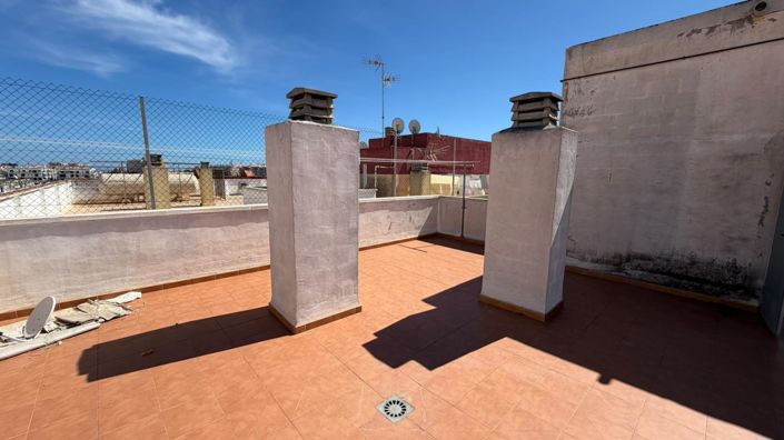 Image No.33-2 Bed Apartment for sale