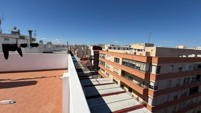 Image No.38-2 Bed Apartment for sale