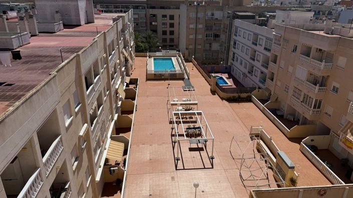 Image No.39-2 Bed Apartment for sale