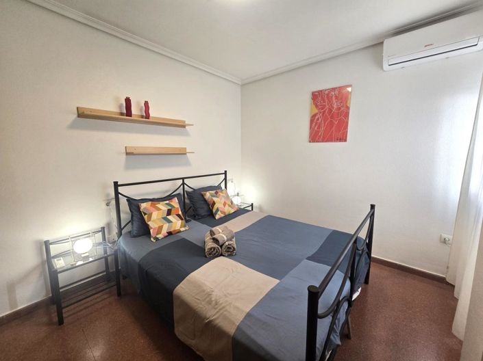 Image No.21-3 Bed Apartment for sale