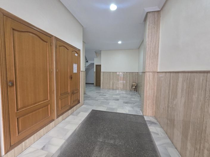 Image No.35-3 Bed Apartment for sale