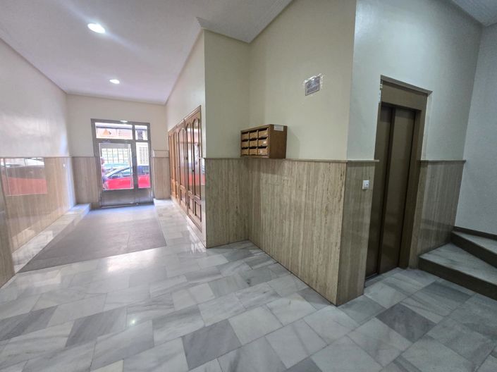Image No.42-3 Bed Apartment for sale