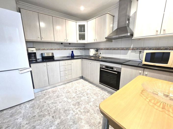 Image No.9-3 Bed Apartment for sale
