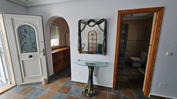 Image No.25-3 Bed House for sale