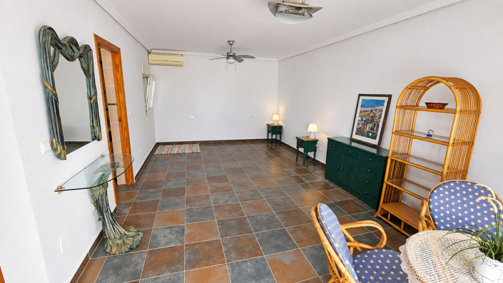 Image No.9-3 Bed House for sale