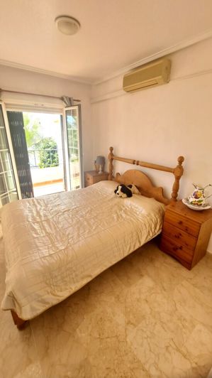 Image No.20-2 Bed House for sale