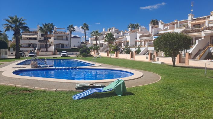 Image No.32-2 Bed House for sale