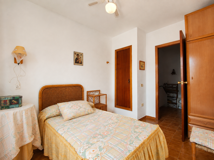 Image No.30-2 Bed House for sale
