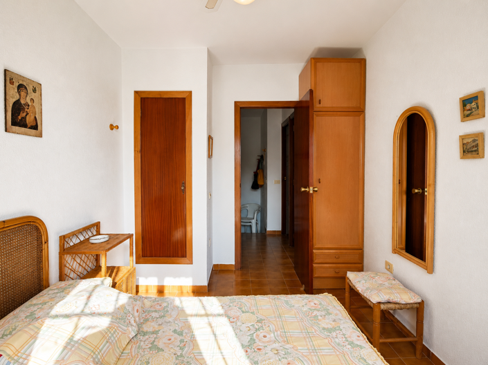 Image No.31-2 Bed House for sale