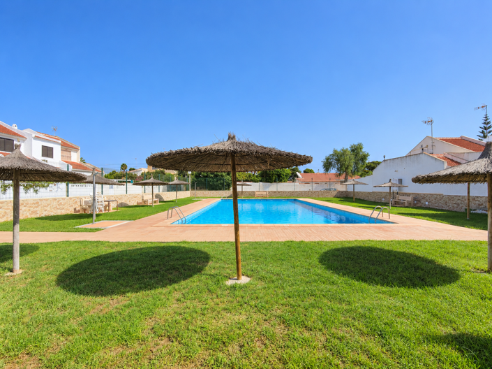 Image No.38-2 Bed House for sale
