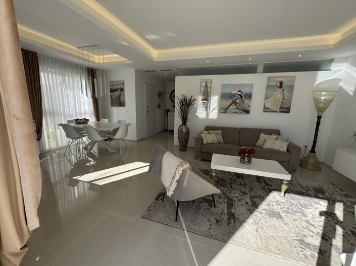 Image No.19-2 Bed Apartment for sale