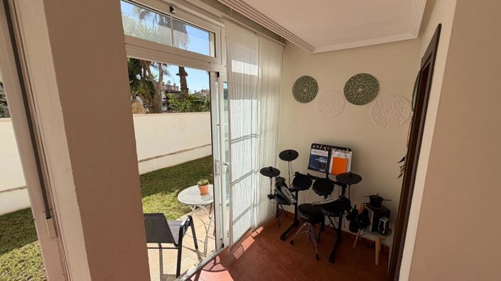Image No.19-1 Bed Apartment for sale