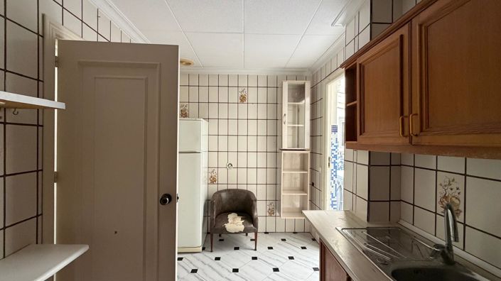 Image No.12-3 Bed Apartment for sale