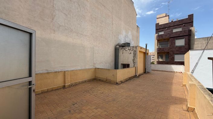 Image No.29-3 Bed Apartment for sale