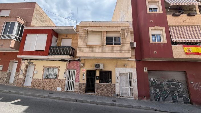 Image No.39-3 Bed Apartment for sale
