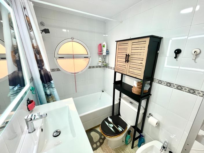 Image No.8-3 Bed Apartment for sale