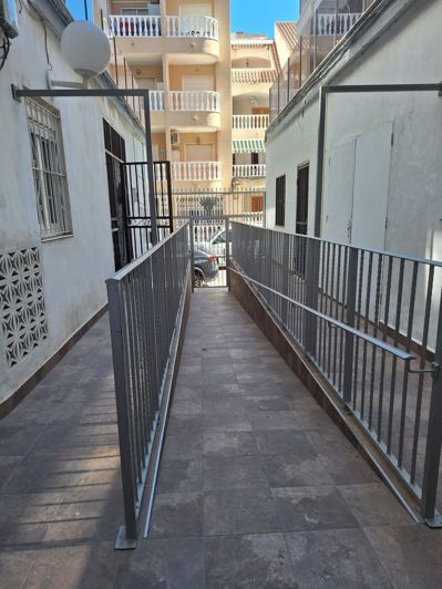 Image No.21-3 Bed Apartment for sale