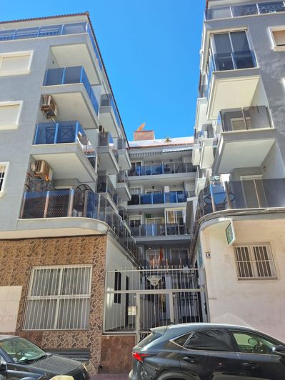 Image No.22-3 Bed Apartment for sale