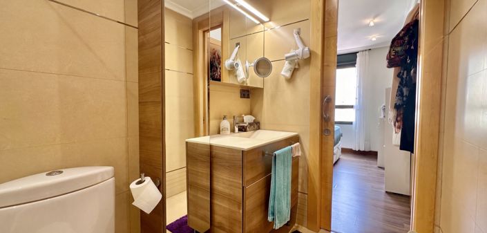 Image No.12-2 Bed Apartment for sale