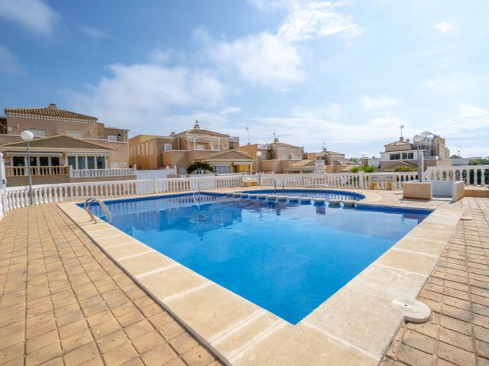 Image No.18-2 Bed Apartment for sale