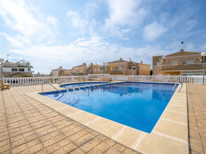 Image No.19-2 Bed Apartment for sale