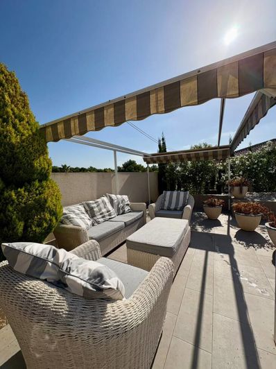 Image No.2-4 Bed House for sale