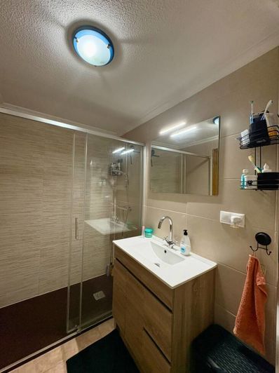 Image No.17-2 Bed Apartment for sale
