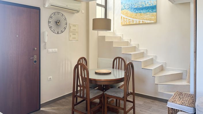 Image No.3-2 Bed House for sale