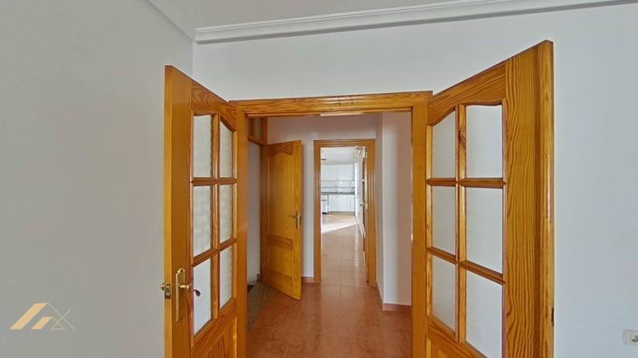 Image No.11-3 Bed Apartment for sale