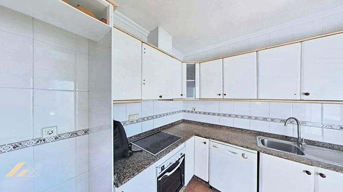 Image No.3-3 Bed Apartment for sale