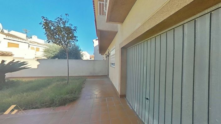 Image No.40-3 Bed Apartment for sale