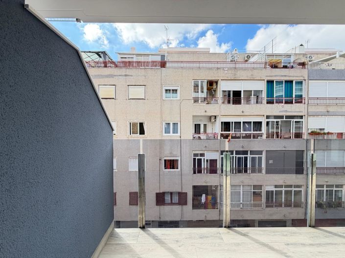 Image No.35-3 Bed Apartment for sale