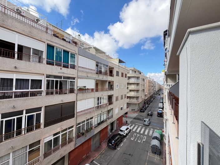 Image No.41-3 Bed Apartment for sale