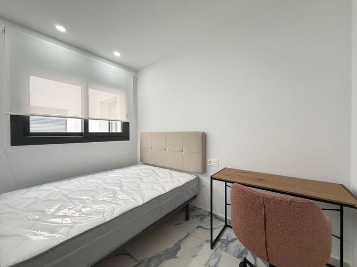 Image No.9-3 Bed Apartment for sale
