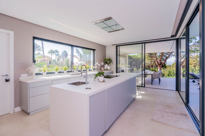 Image No.12-6 Bed House for sale