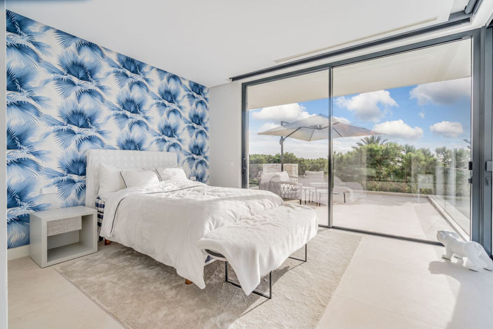 Image No.15-6 Bed House for sale