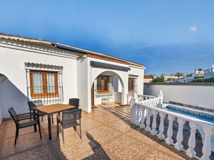 Image No.4-3 Bed House for sale