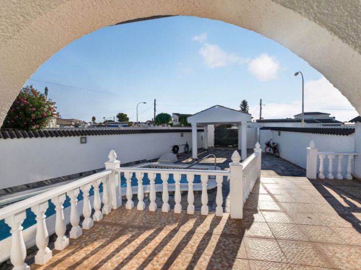 Image No.5-3 Bed House for sale