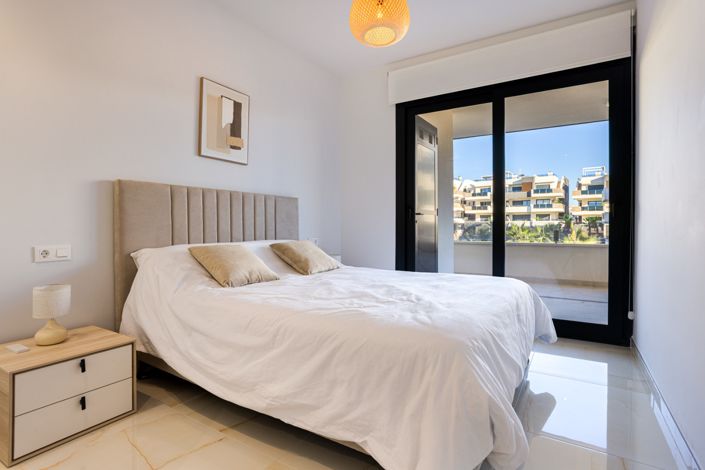 Image No.18-2 Bed Apartment for sale