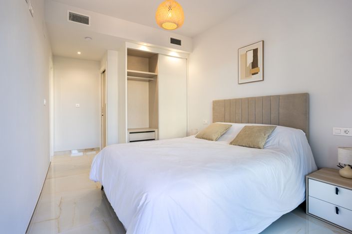 Image No.19-2 Bed Apartment for sale