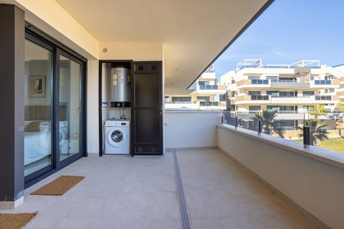 Image No.27-2 Bed Apartment for sale