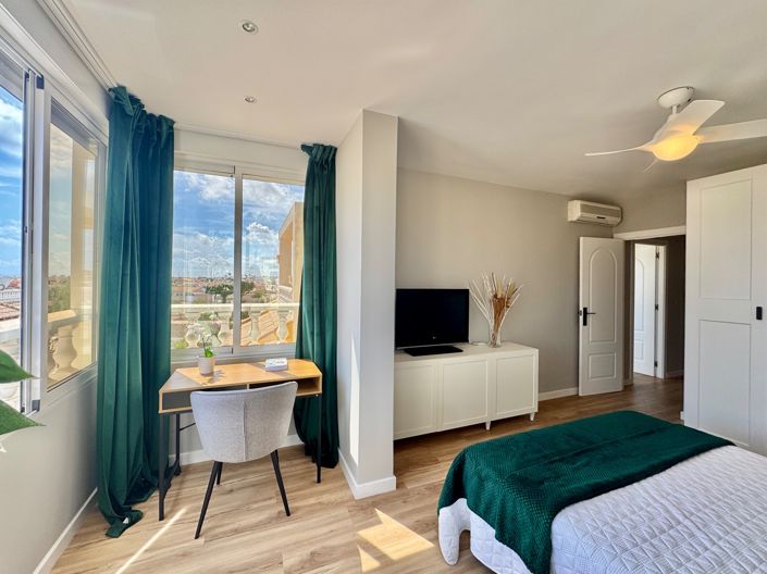 Image No.4-3 Bed Townhouse for sale
