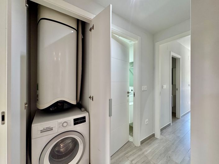 Image No.16-2 Bed Apartment for sale