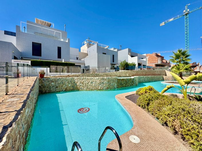 Image No.39-2 Bed Apartment for sale