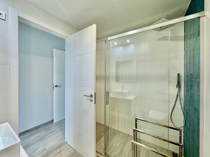 Image No.9-2 Bed Apartment for sale